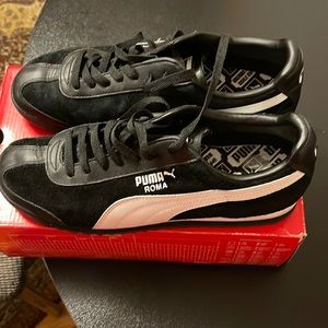 Men’s Puma Roma pigskin Sneakers like new